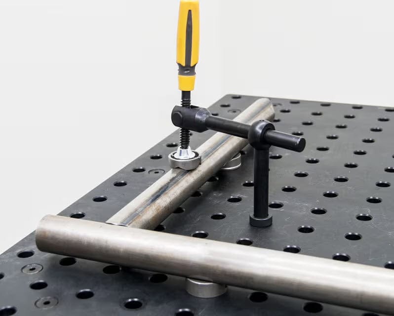 BuildPro Hand Tools BUILDPRO T-Post Clamp - Pivoting Straight Handle T51670