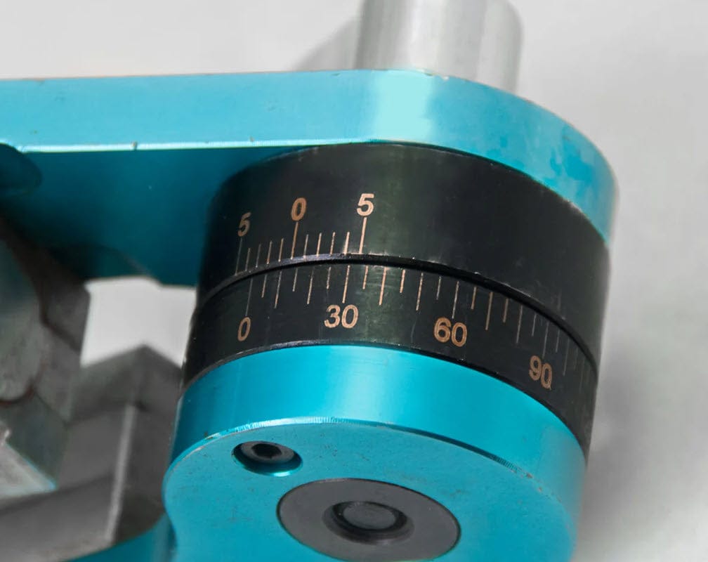 Strong Hand Hand Tools Strong Hand Welding Magnet - Adjust O Angle On/Off MAV120