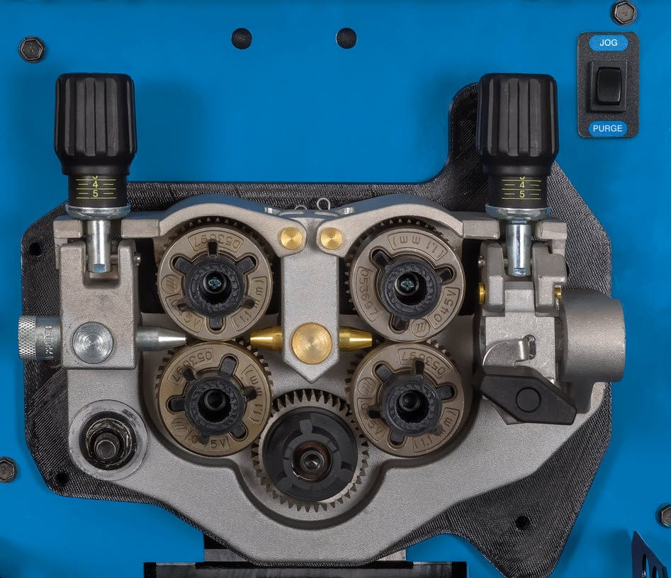 Miller Welders Miller Intellx Wire Feeder w/Bernard Q400 MIG Gun 951783001